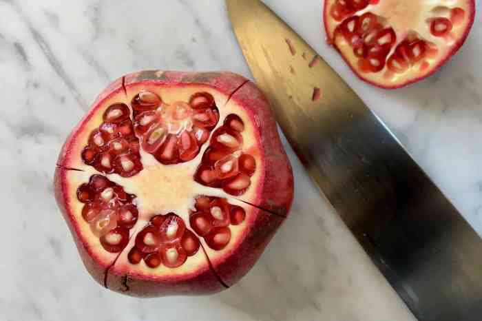 How do you plant a pomegranate seed